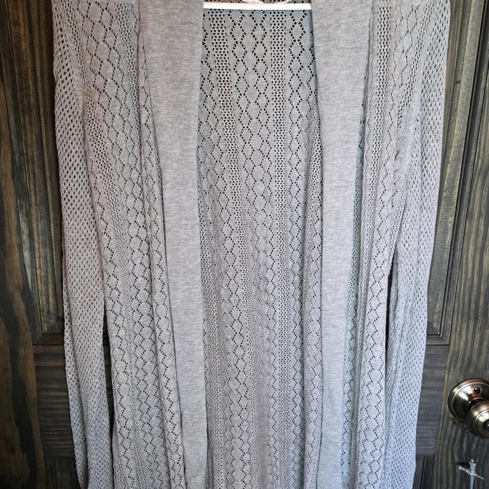 Gray long sleeve cardigan